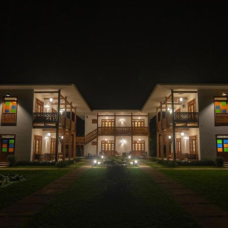 Lanna Ban Hotel Puerto Viejo de Talamanca Экстерьер фото